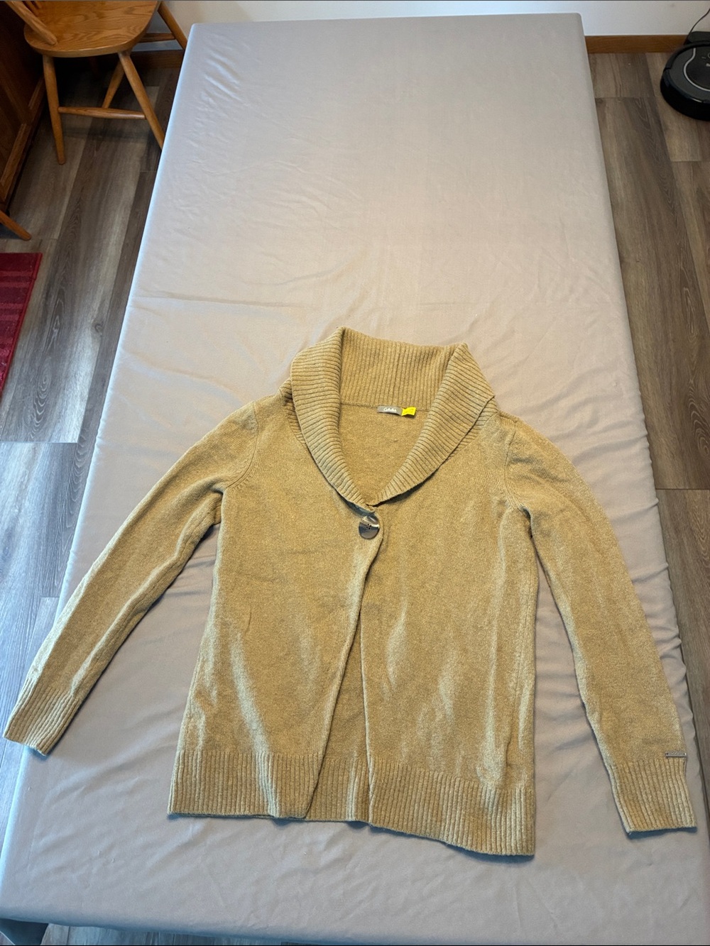 Cabela's Women's Shawl-Collar Cardigan in Tan